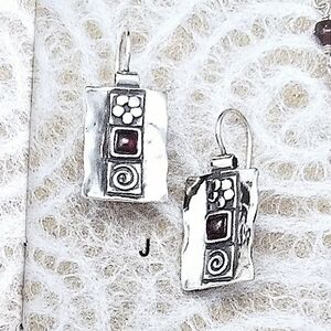 Silpada Vintage Sterling Silver Garnet Flower Swirl Rectangular Earrings W0947